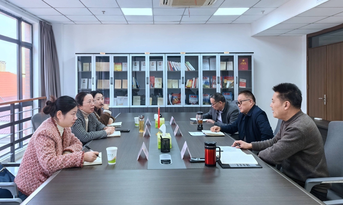 市糧食和物資儲(chǔ)備局黨組成員、副局長(zhǎng)魏琨調(diào)研糧食市場(chǎng)化經(jīng)營(yíng)工作