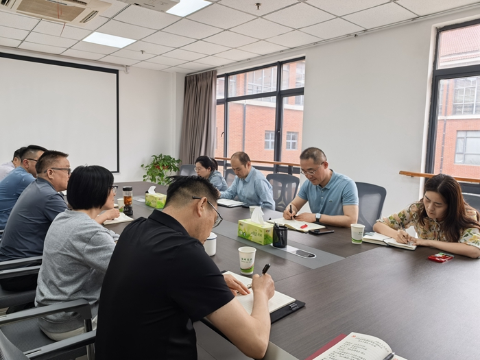 稅企聯(lián)動促發(fā)展 精準服務(wù)助三農(nóng) —淮南市第二稅務(wù)分局赴淮糧集團開展夏糧收購稅務(wù)專項調(diào)研